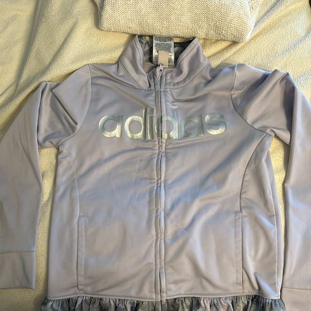 Adidas 6x. Two piece active wear set